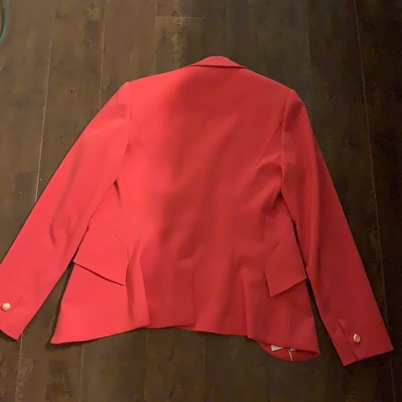 A fuchsia pink flowery Ted Baker suit jacket - Picture 6 of 6